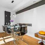 Exclusive Penthouse - Loft With Private Parking Overlooking Cathedral アパート