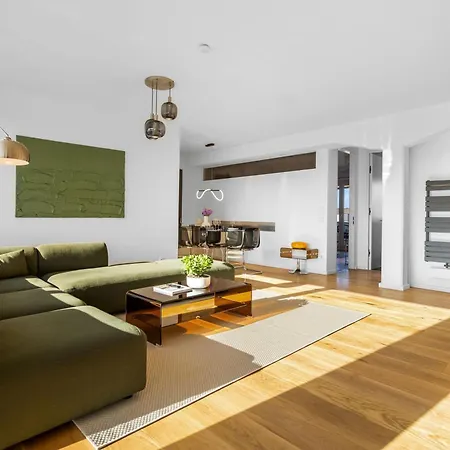 דירה Exclusive Penthouse - Loft With Private Parking Overlooking Cathedral