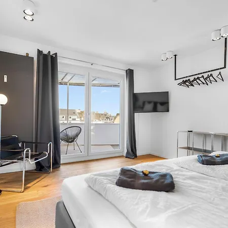 דירה Exclusive Penthouse - Loft With Private Parking Overlooking Cathedral קלן