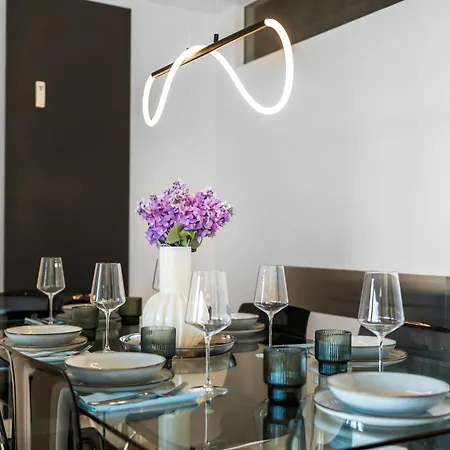 شقة Exclusive Penthouse - Loft With Private Parking Overlooking Cathedral كولونيا