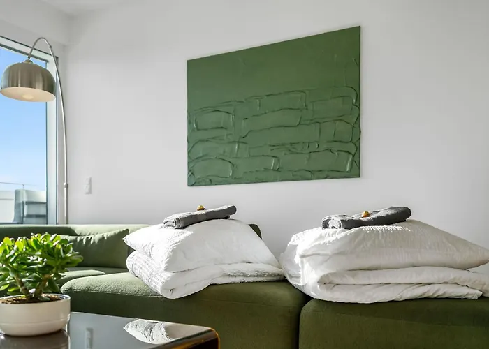 Lägenhet Exclusive Penthouse - Loft With Private Parking Overlooking Cathedral *